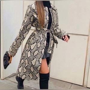 NWT Choosy Cream & Black Vegan Snakeskin Zip Designer High Fashion Trench Coat S